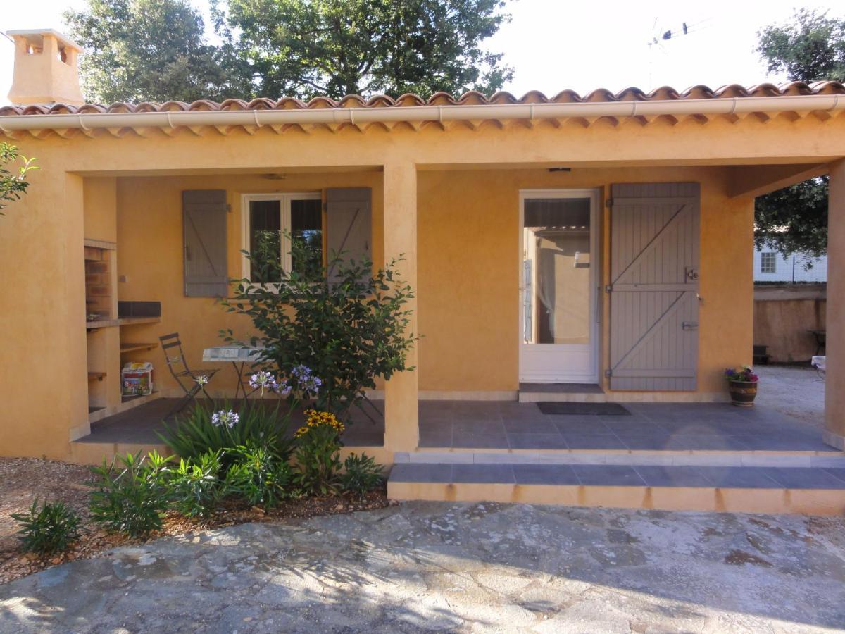 Pavillon Independant 45M2 4 Personnes Apartment Garéoult Exterior foto
